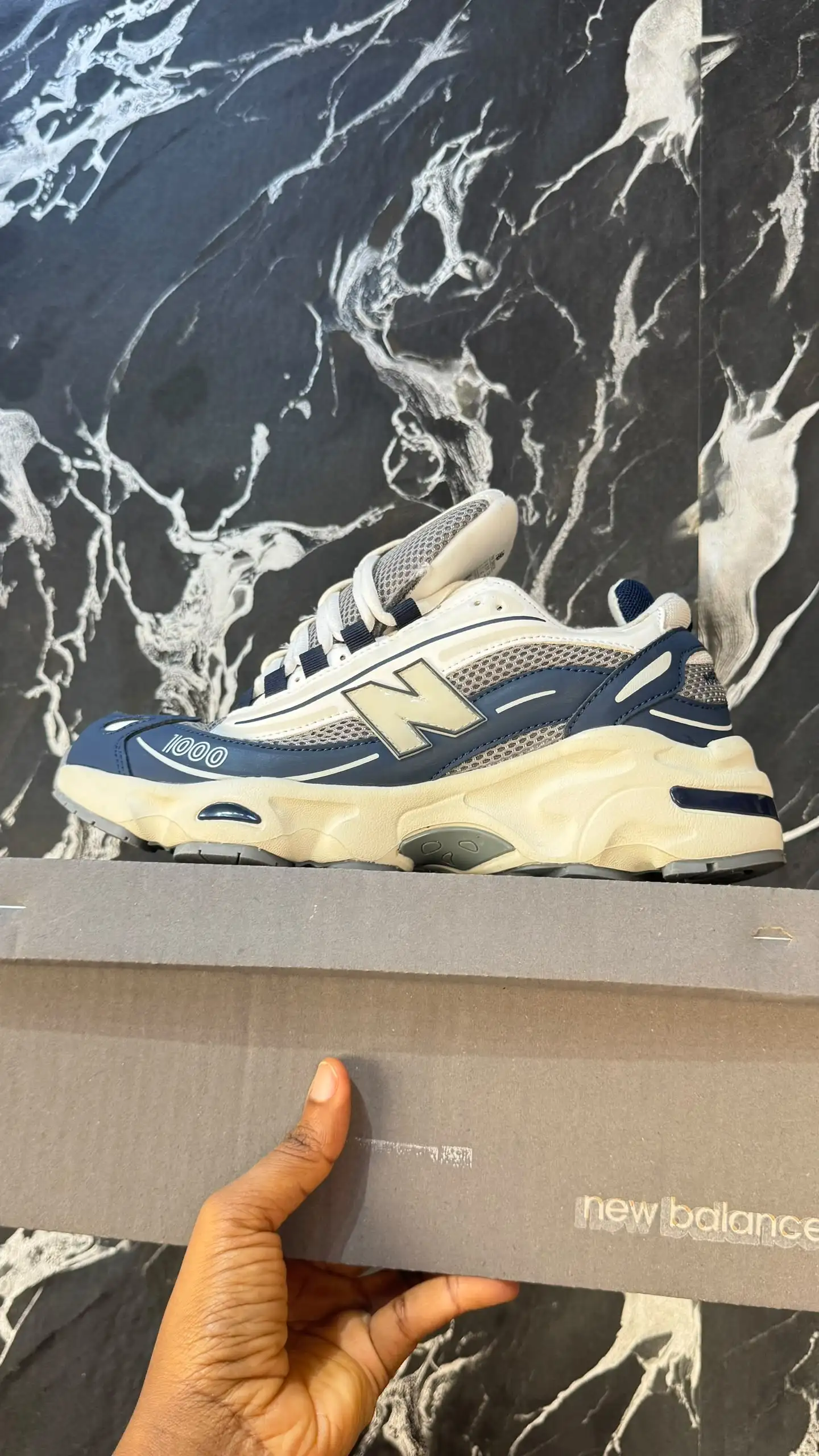 NB 1000