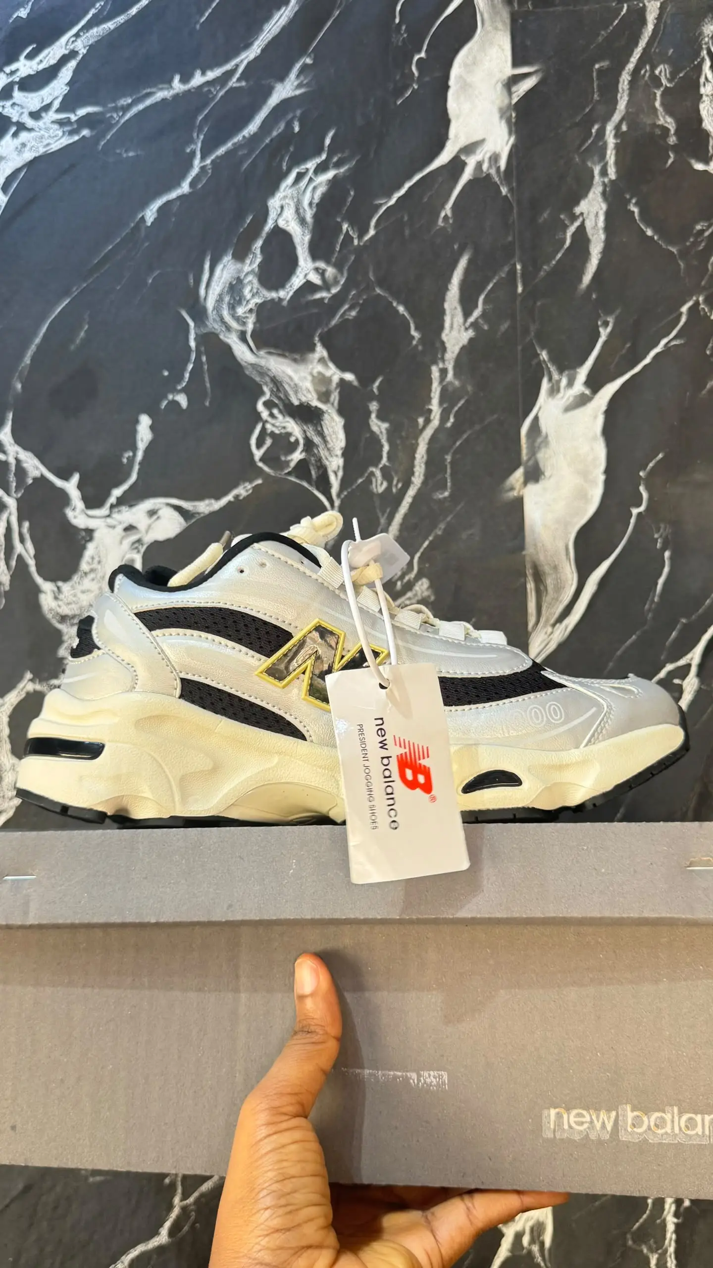 NB 1000
