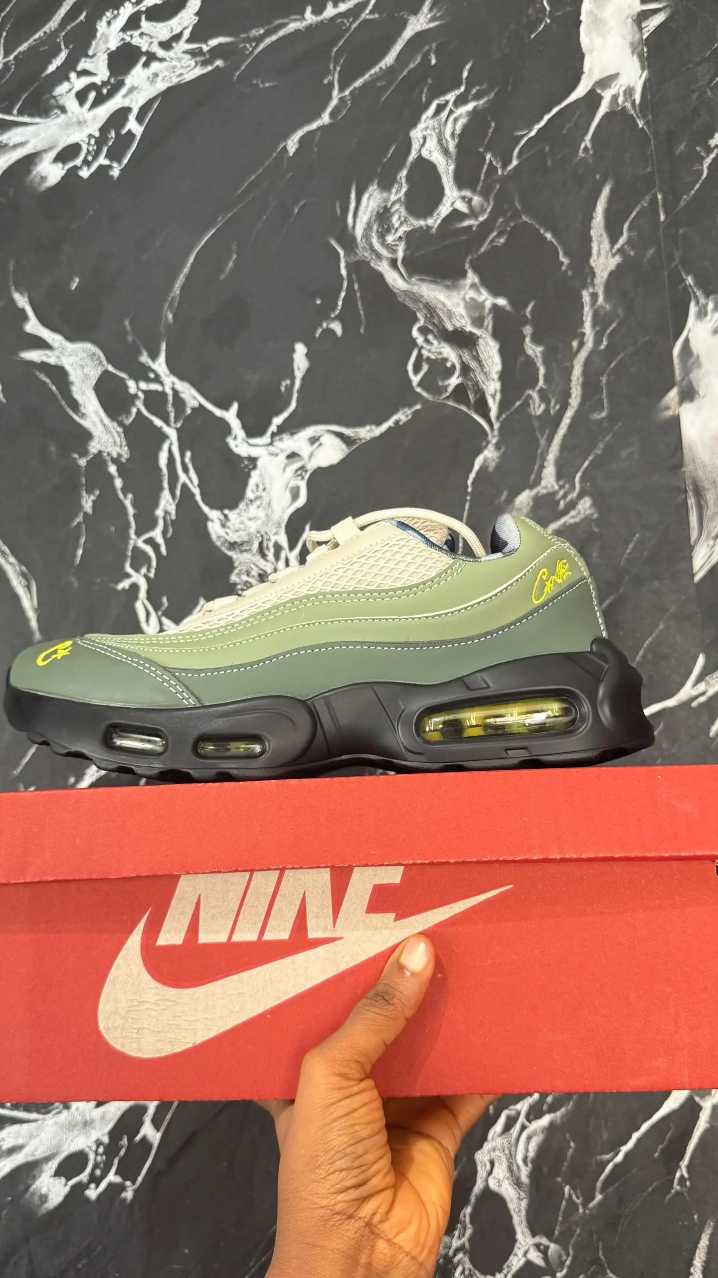 AIRMAX