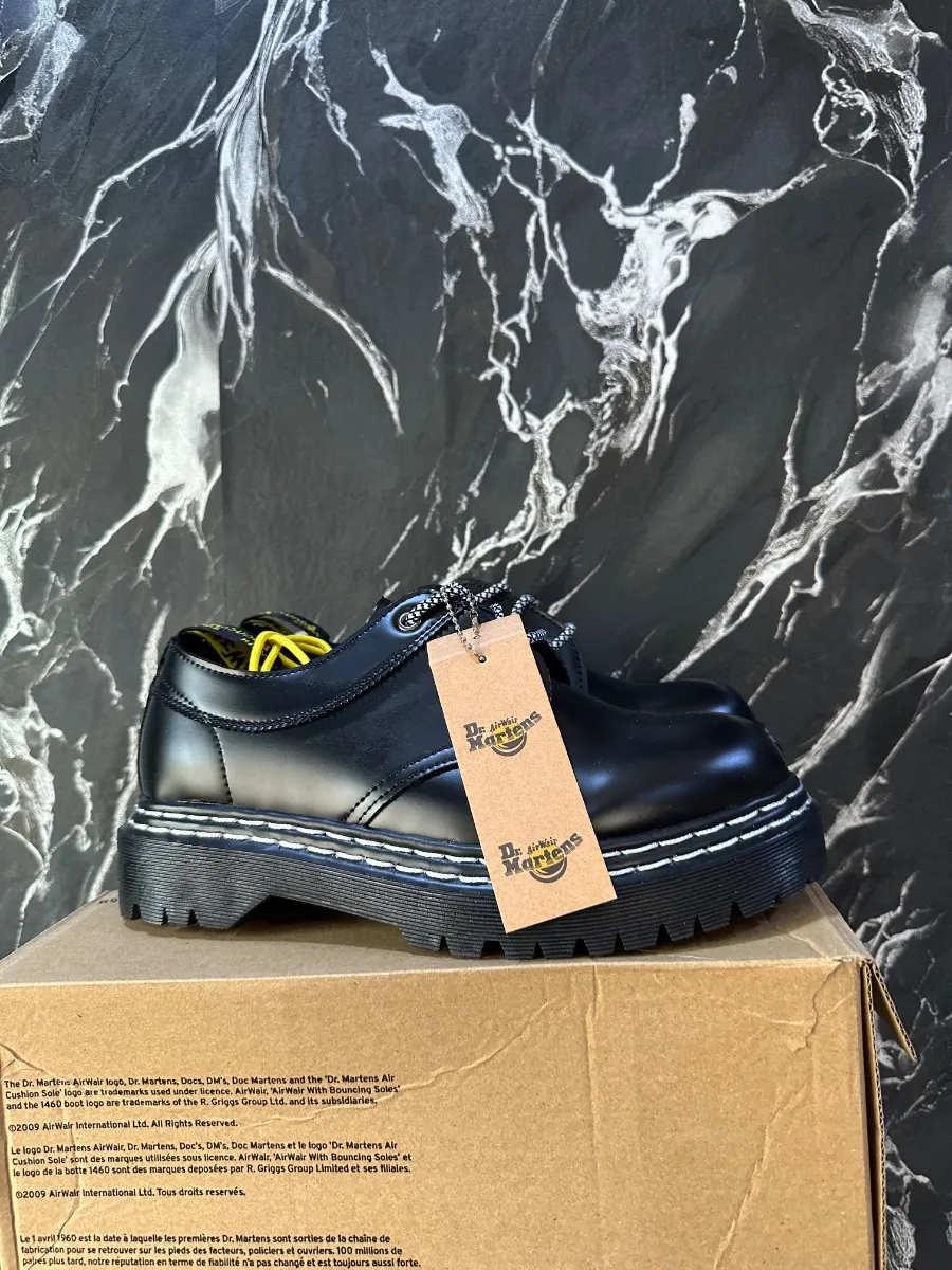 DR MARTENS