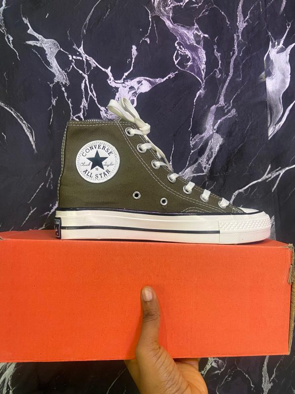CONVERSE HIGH TOP
