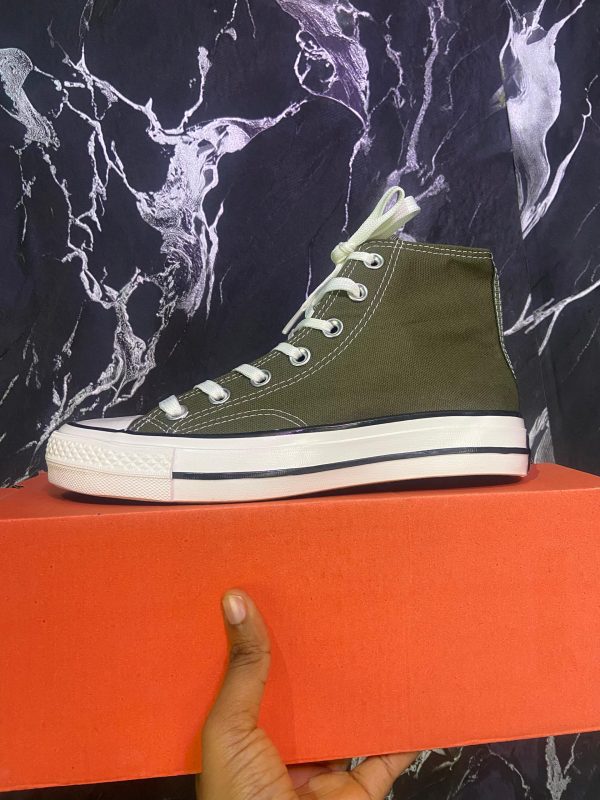 CONVERSE HIGH TOP