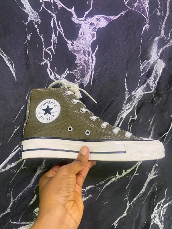 CONVERSE HIGH TOP