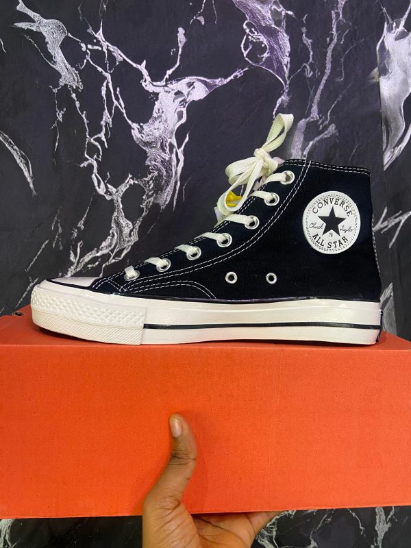 CONVERSE HIGH TOP