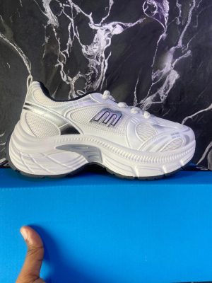 eb815f1f-a617-4ba1-9c40-5ce57fdd9059 Fashion