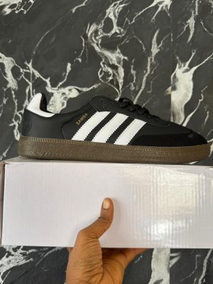 e6f81c48-890a-49e2-80eb-9597a4c19428 24k grade Samba