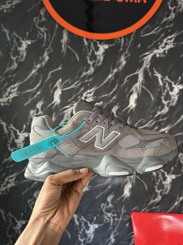 Nb