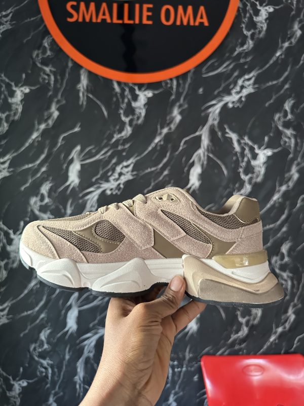 Nb