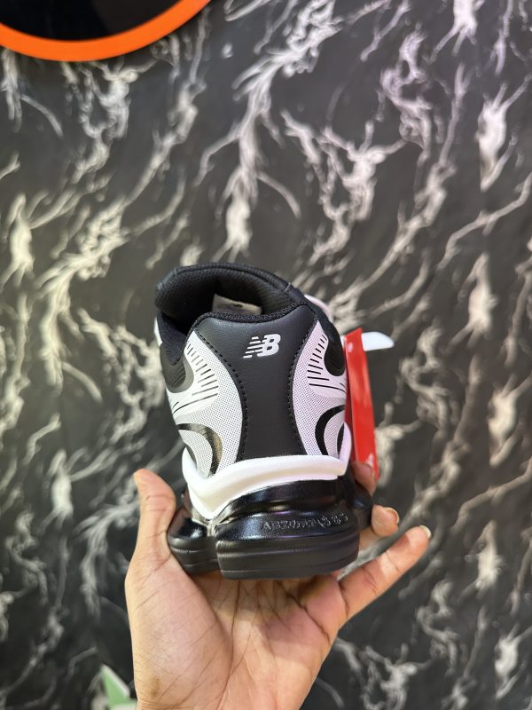 Nb